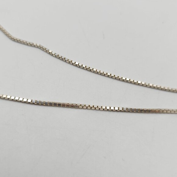 Sterling Silver Box Chain Necklace 20" Lightweight 4.04g Unisex Jewelry - Picture 3 of 5